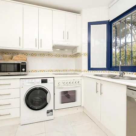 Chalet Del Puerto Cabopino Marbella