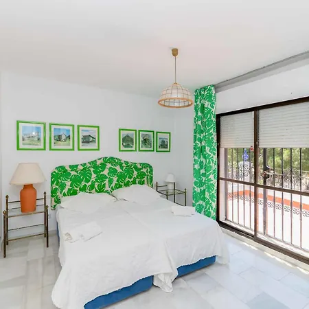 Del Puerto Cabopino Chalet